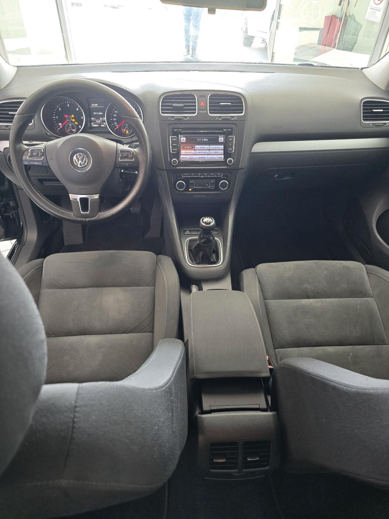 Volkswagen Golf 1.6 TDI R LINE 5P