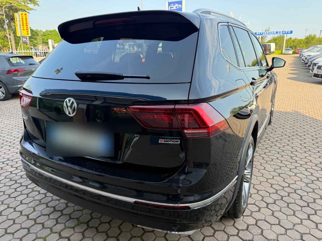 Volkswagen Tiguan Allspace R-LINE 2.0 BiTDI SCR DSG 4MOTION BMT