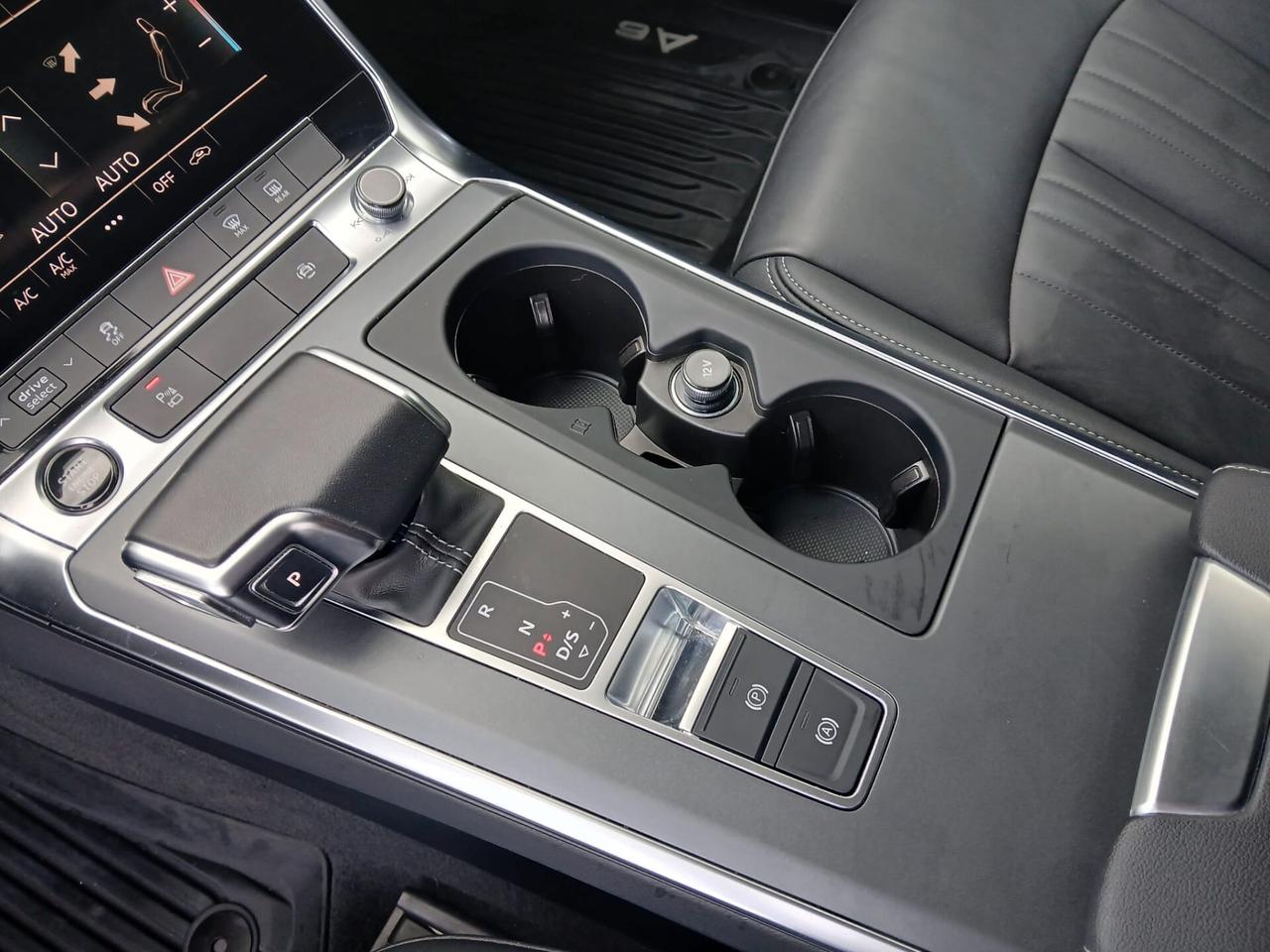 Audi A6 allroad 40 TDI 2.0 quattro S tronic Business Advanced