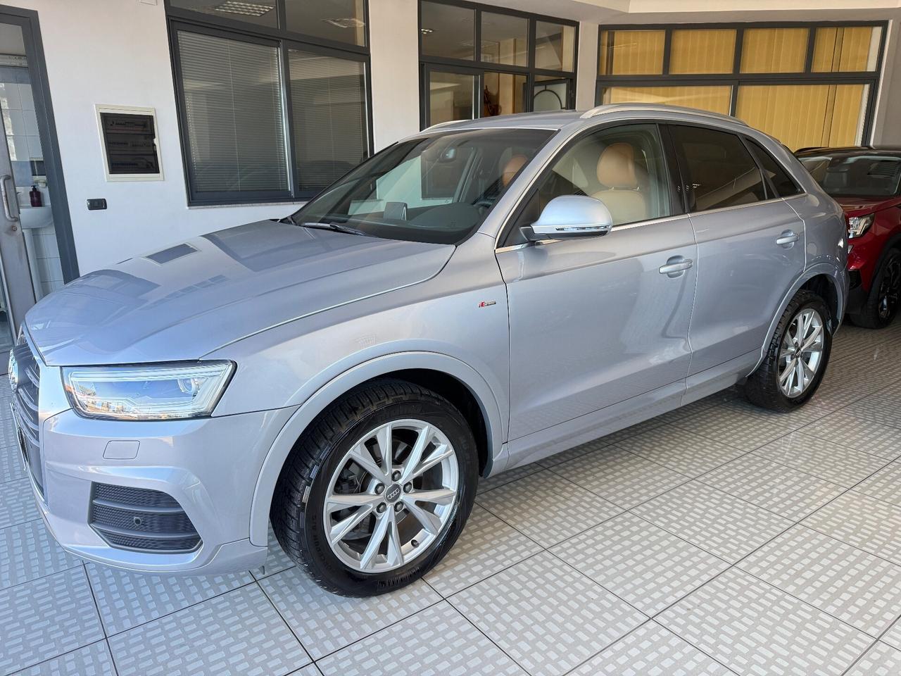 Audi Q3 2.0 TDI 184 CV quattro S line Edition