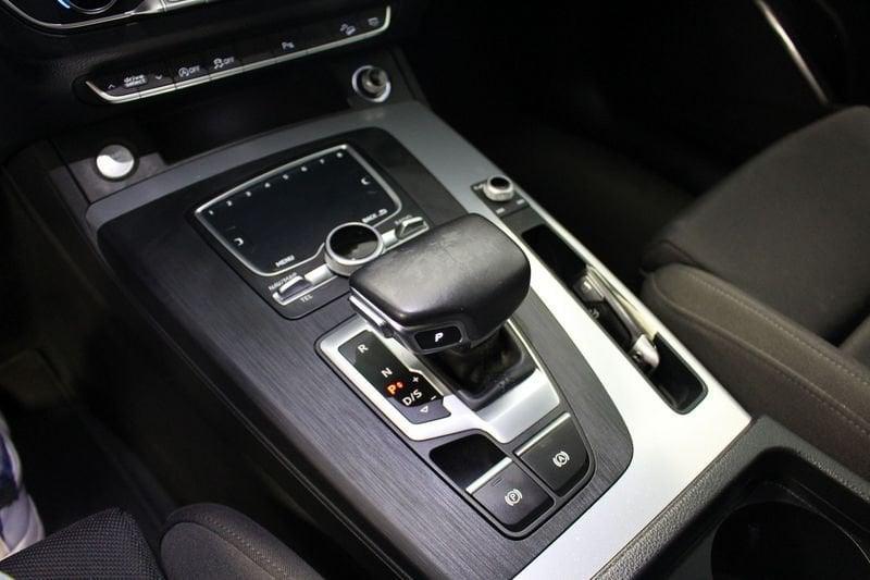 Audi Q5 40 TDI 204 CV quattro S tronic Business Sport