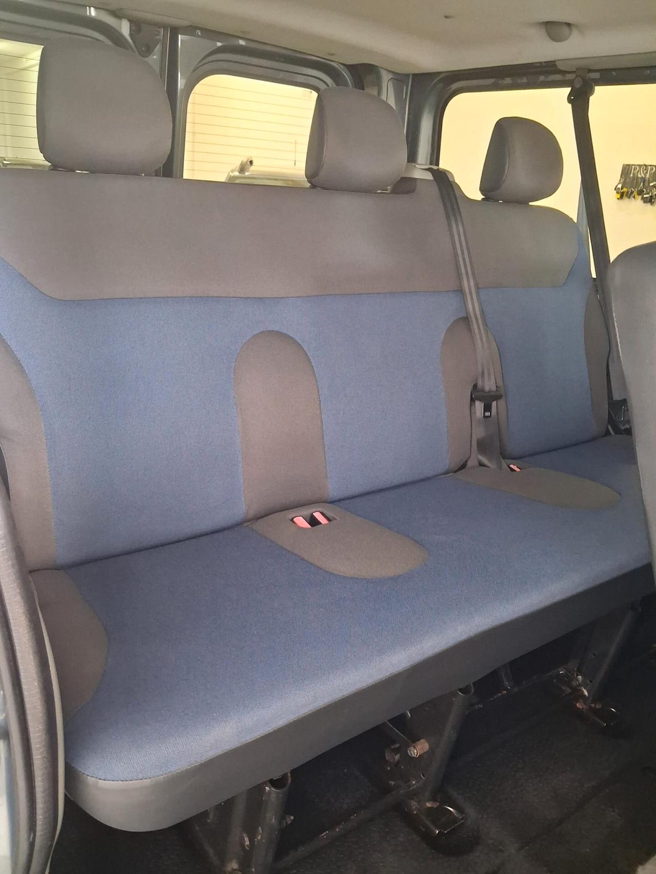 Renault Trafic T27 2.0 dCi/115 PC-TN Passenger Comfort DPF