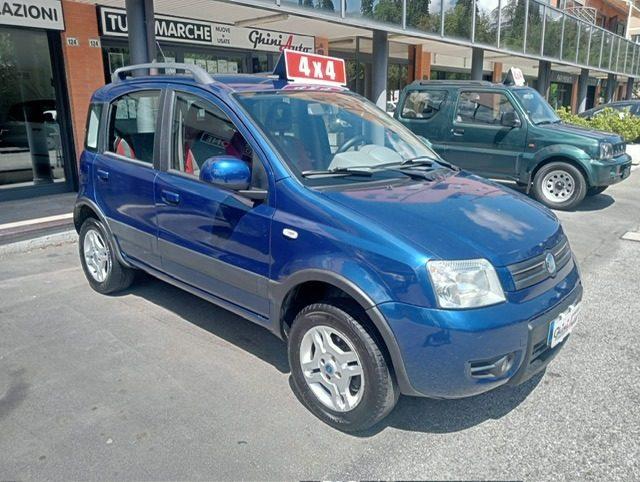 FIAT Panda 1.3 MJT 16V 4x4 Climbing *ok neopatentati*