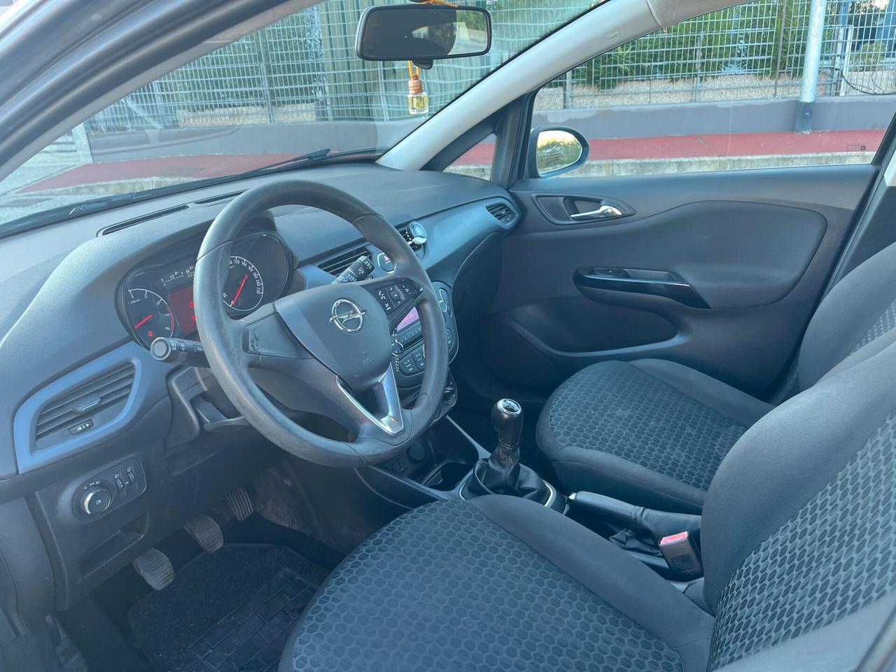 Opel Corsa 1.2 5 porte Innovation SOLI 90.301 KM ADATTA AI NEOPATENTATI