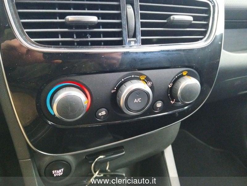 Renault Clio dCi 8V 90 CV 5 porte Moschino Life
