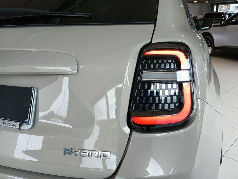 FIAT 600 1.2 Hybrid 110cv La Prima