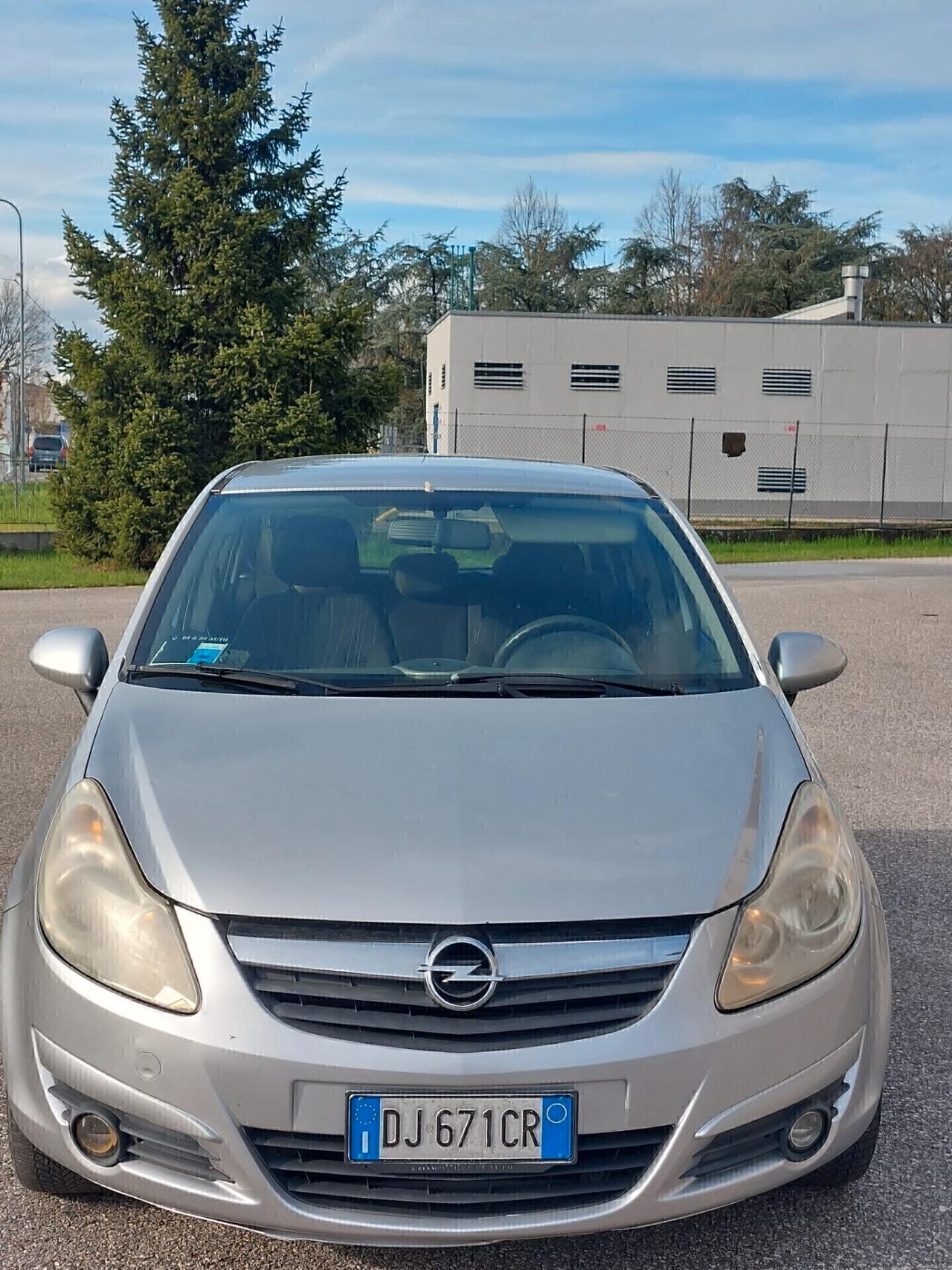 Opel Corsa 1.2 5 porte Easytronic Cosmo