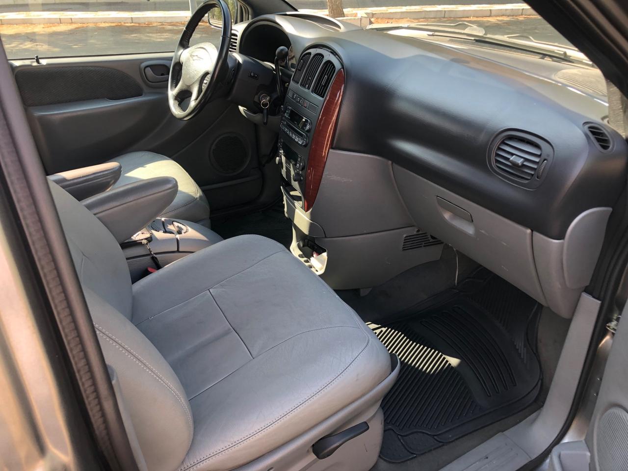 Chrysler Voyager 2.8 CRD cat LX Leather Auto