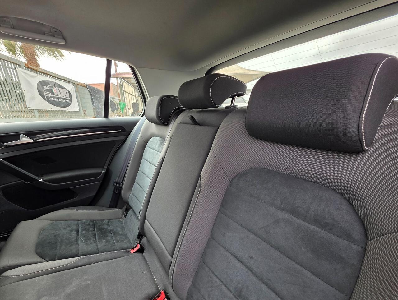 Volkswagen Golf Business 1.4 TGI 5p. Highline BlueMotion