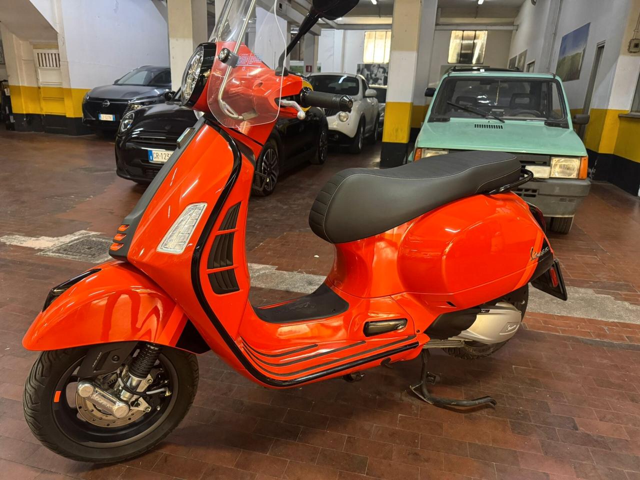 Piaggio Vespa 300 GTS