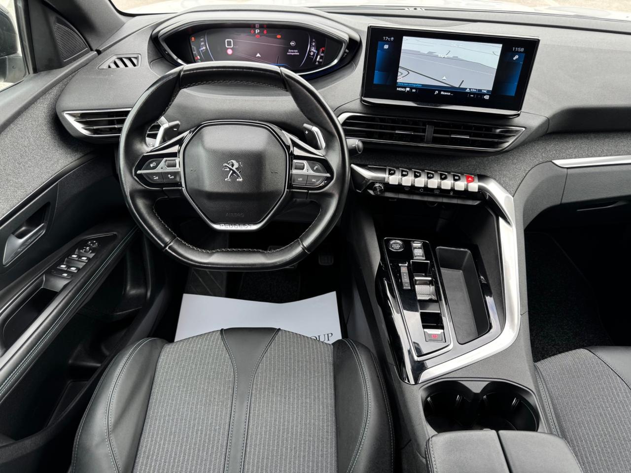 PEUGEOT 3008 1.5 Hdi Allure - Led Navi 18
