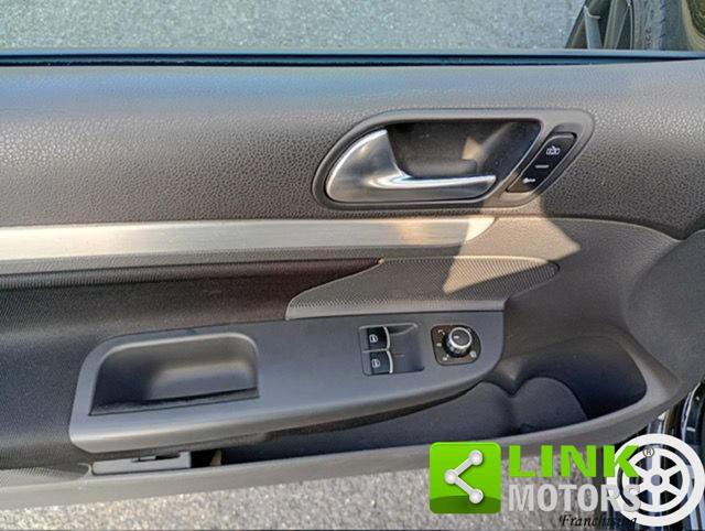 VOLKSWAGEN Golf GTI 2.0 16V TFSI 3P GTI