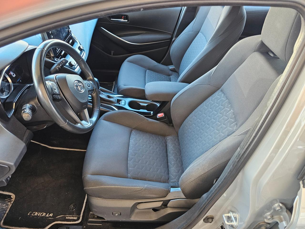 Toyota Corolla Touring Sports 1.8 Hybrid Business Tech