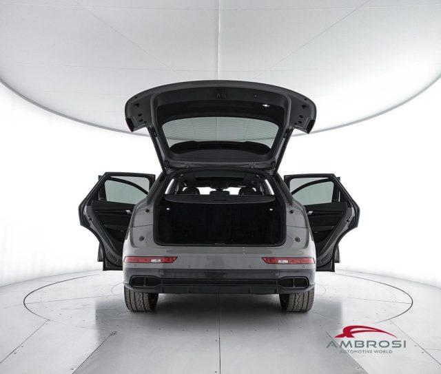 AUDI SQ5 3.0 TFSI Business quattro tiptronic