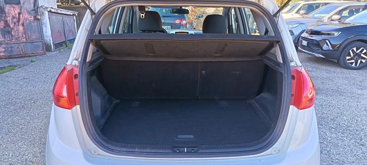 Kia Venga 1.4 CRDi 90CV Active