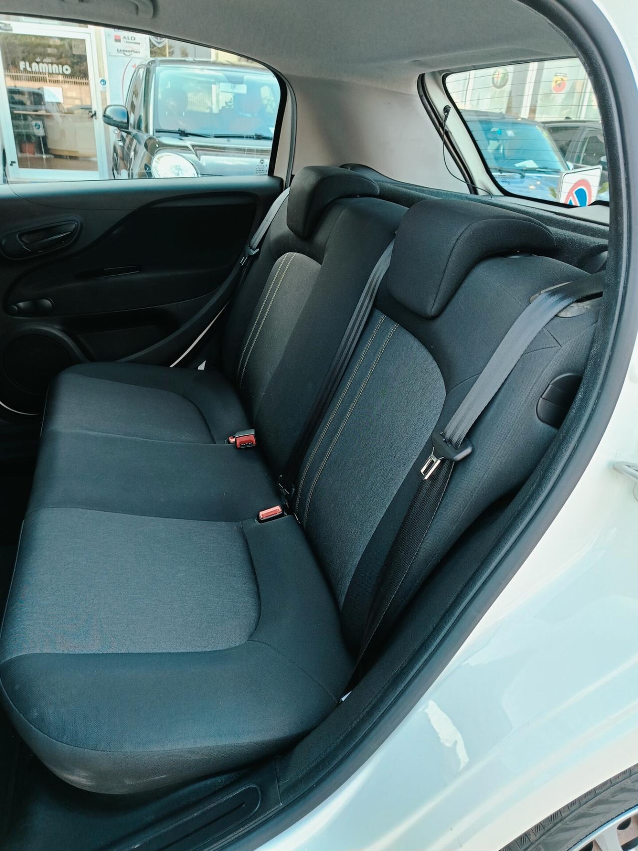 Fiat Punto 1.3 MJT II 75 CV 5 porte Young