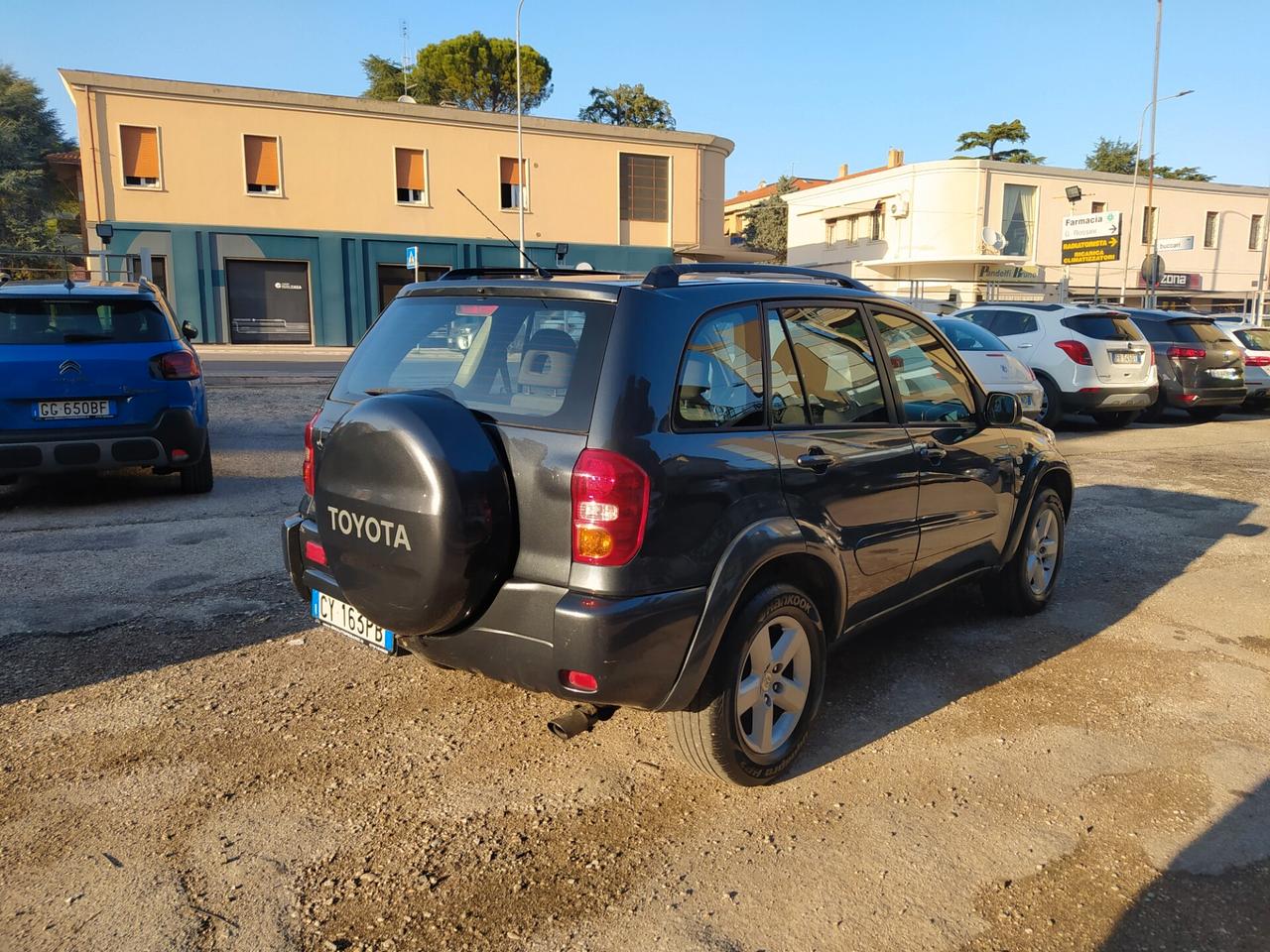 Toyota RAV 4 RAV4 2.0 Tdi D-4D cat 5 porte Sol