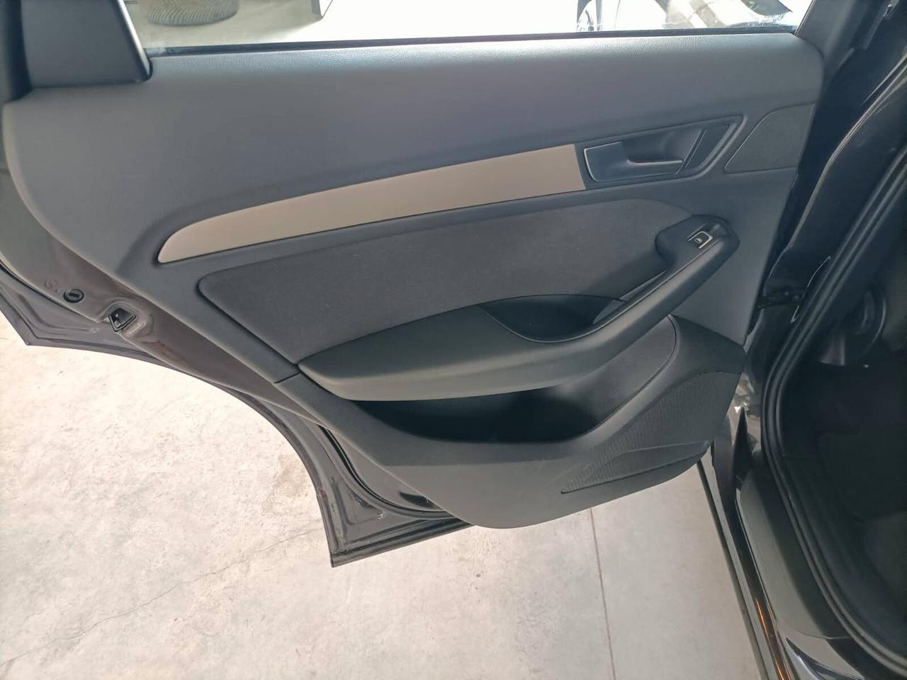 Audi Q5 2.0 TDI 177CV quattro S tronic Business 12/2012