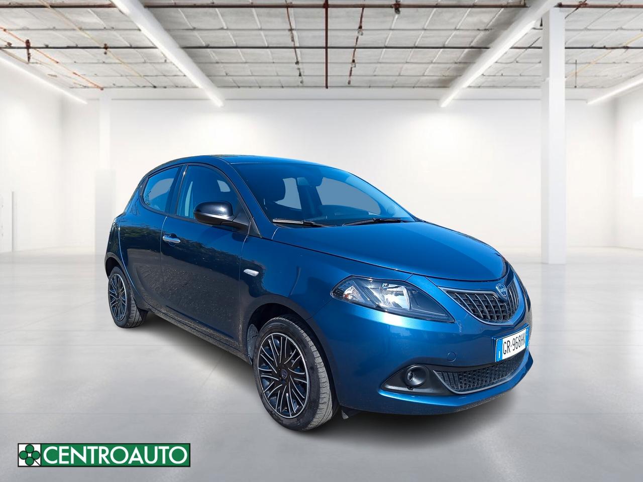 Lancia Ypsilon 1.0 FireFly 5 porte S&S Hybrid Gold