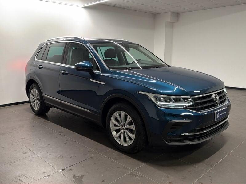Volkswagen Tiguan Nuova Life 2.0 TDI SCR 90 kW (122 CV) Manuale