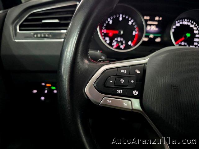 VOLKSWAGEN Tiguan 2.0 TDI 150CV SCR DSG Life - Fari Led - Virtual