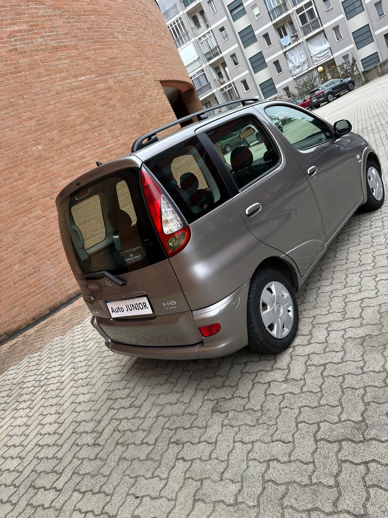 Toyota Yaris Verso 1.3i 16V cat Sol '03