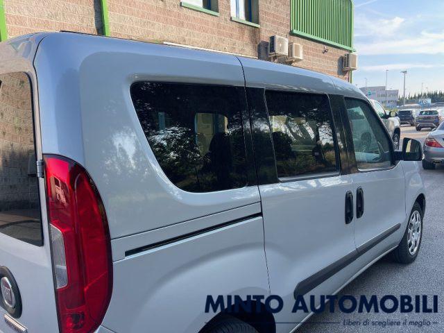 FIAT Doblo COMBI 1.6 MJT 120 CV LOUNGE AUTOCARRO 5 POSTI