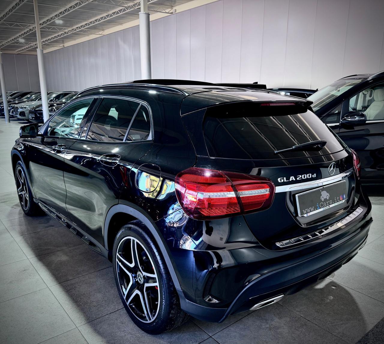 Mercedes-Benz GLA 200 d 136CV Premium AMG