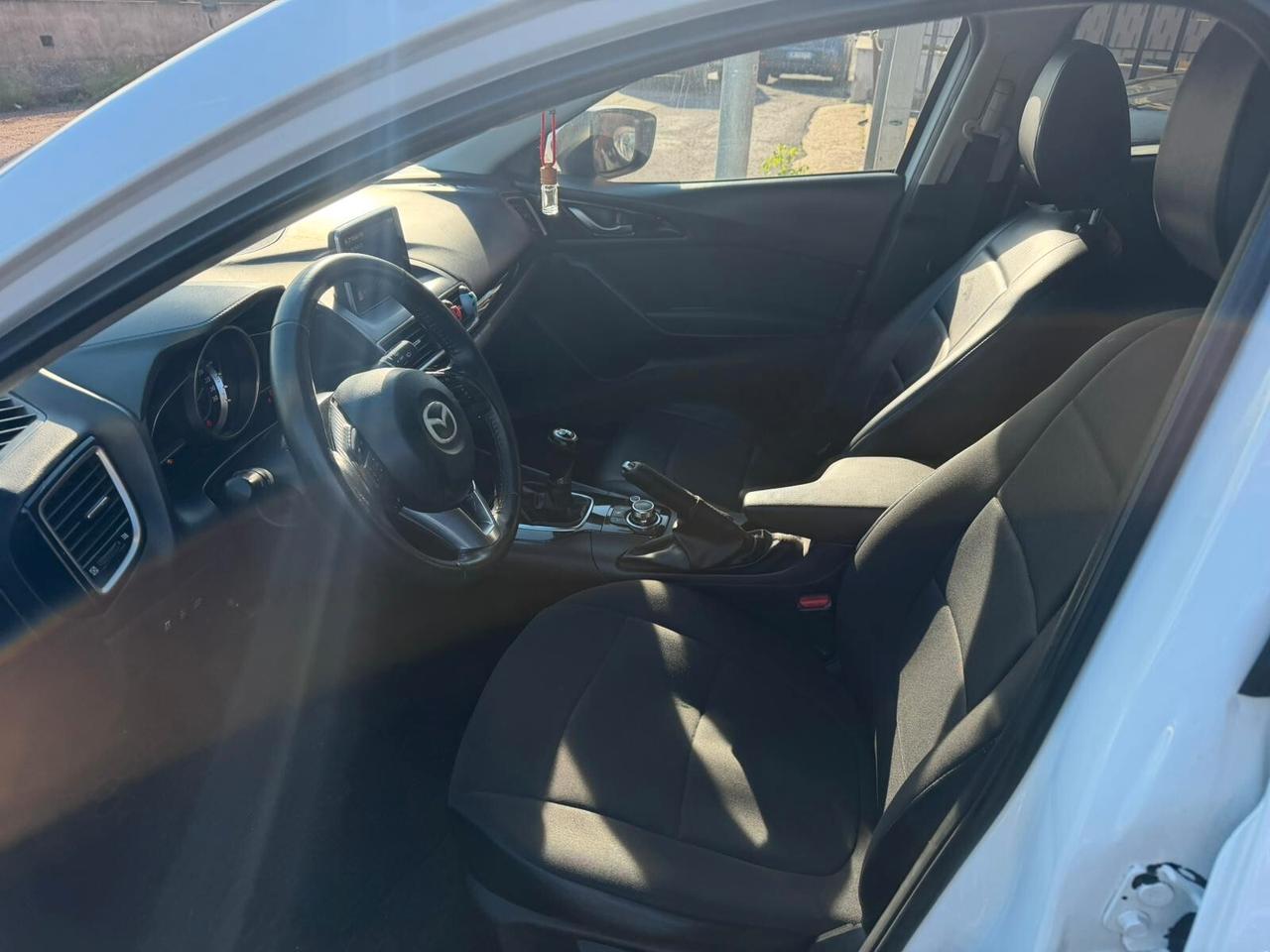 Mazda 3 Mazda3 1.5 Skyactiv-D Evolve