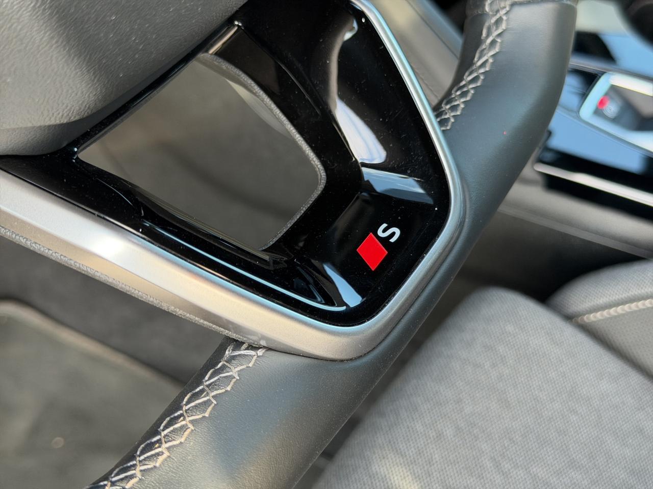 AUDI Q5 3° serie Q5 TDI 150 kW mHEV+ S tronic quattro Business