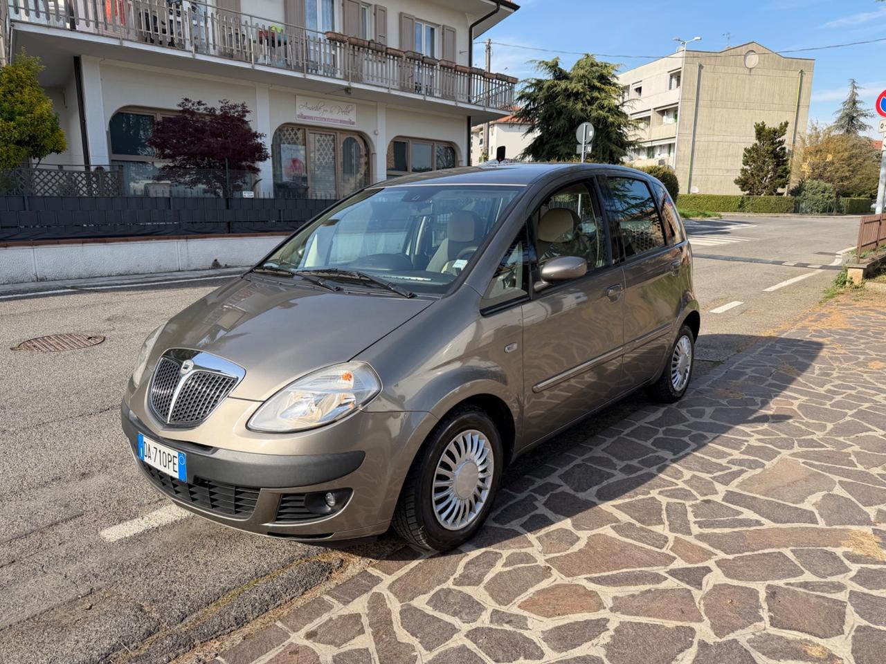 Lancia MUSA 1.9 Multijet Oro