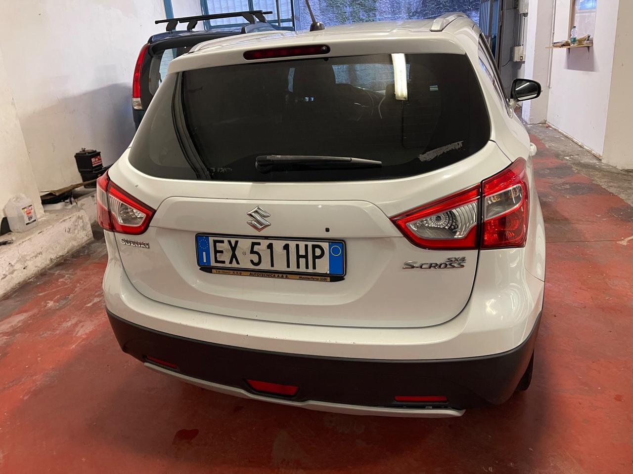 Suzuki S-Cross 1.6 DDiS 4WD All Grip Style