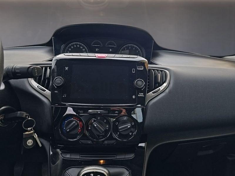 Lancia Ypsilon Ypsilon 1.0 FireFly 5 porte S&S Hybrid Ecochic Gold