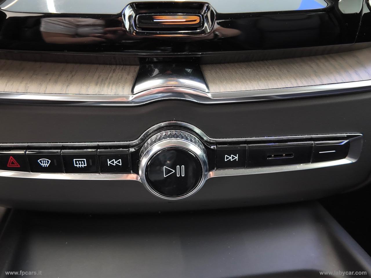 VOLVO XC60 B4