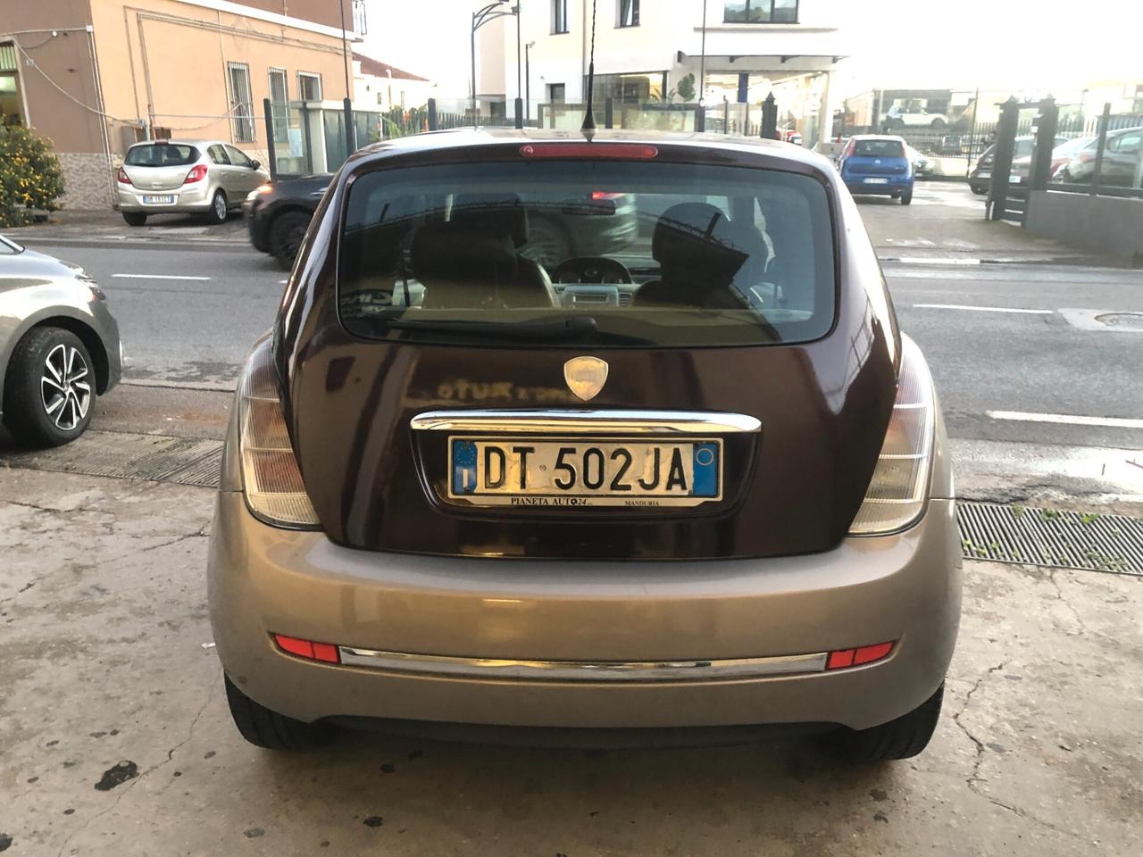 Lancia Ypsilon 1.3 MJT 90 CV 2007 motore nuovo