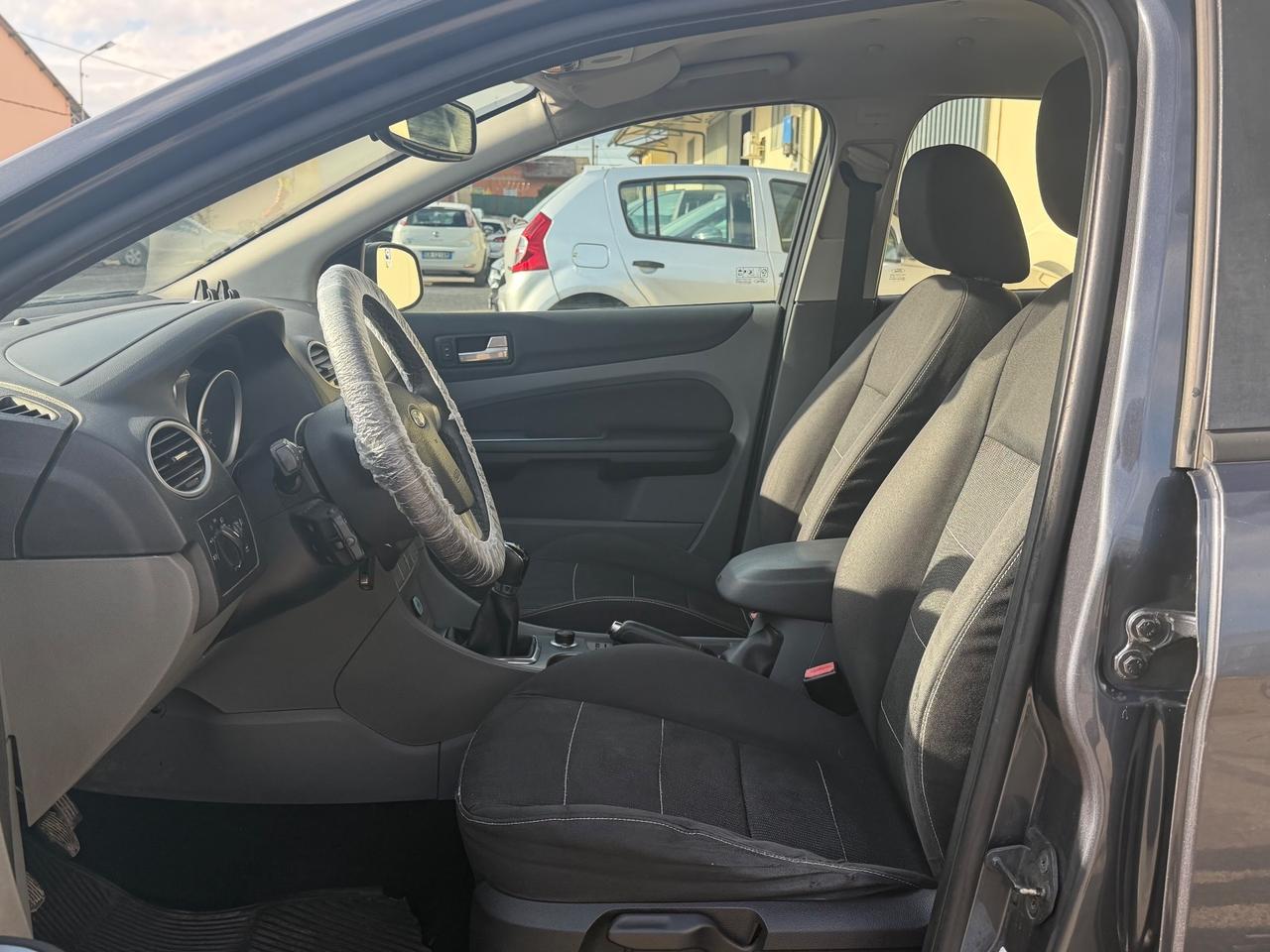 Ford Focus 1.6 TDCi (90CV) 5p. Tit. Neopatentati