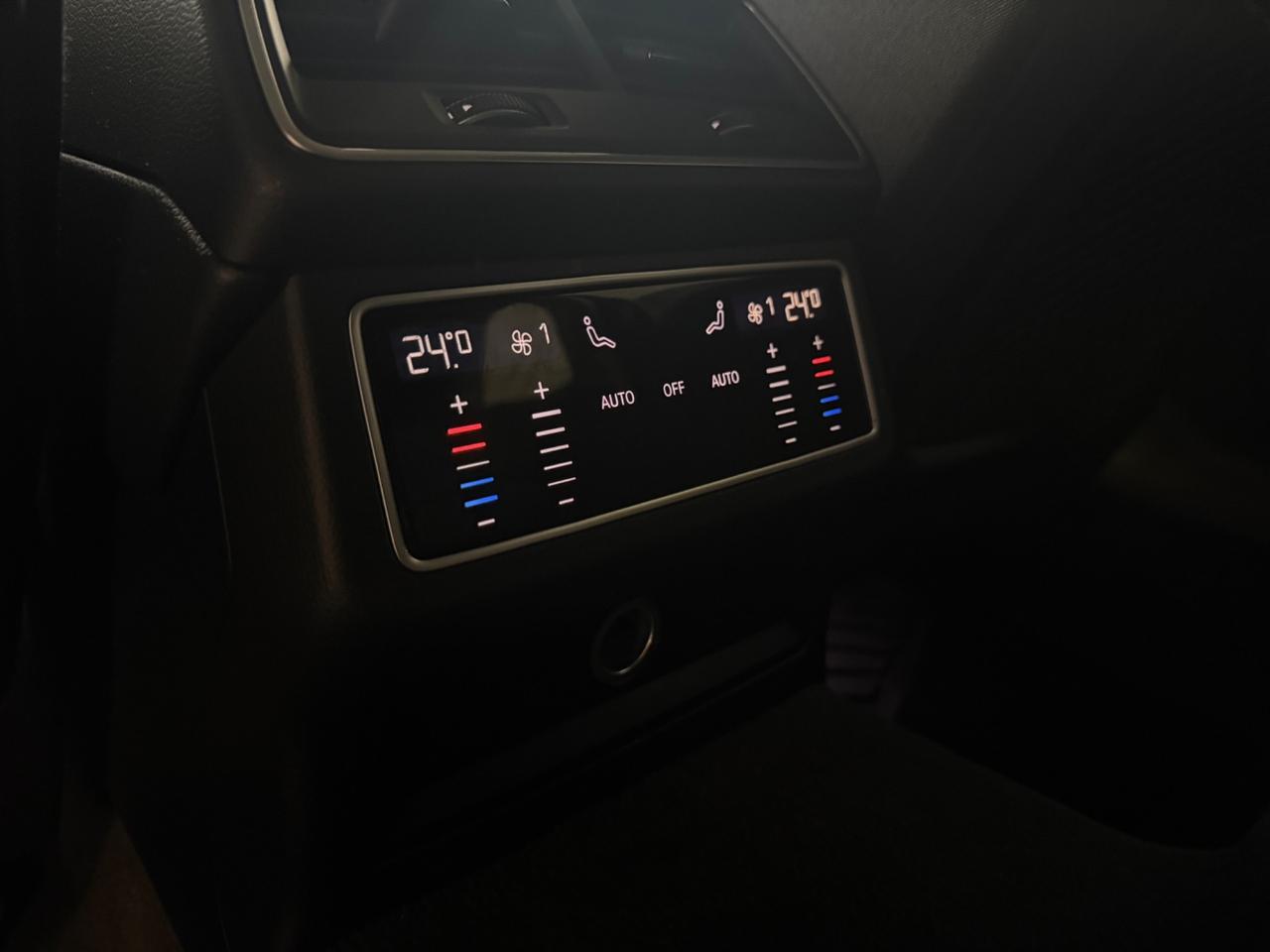 Audi A6 Avant 40 2.0 TDI S tronic Business Sport