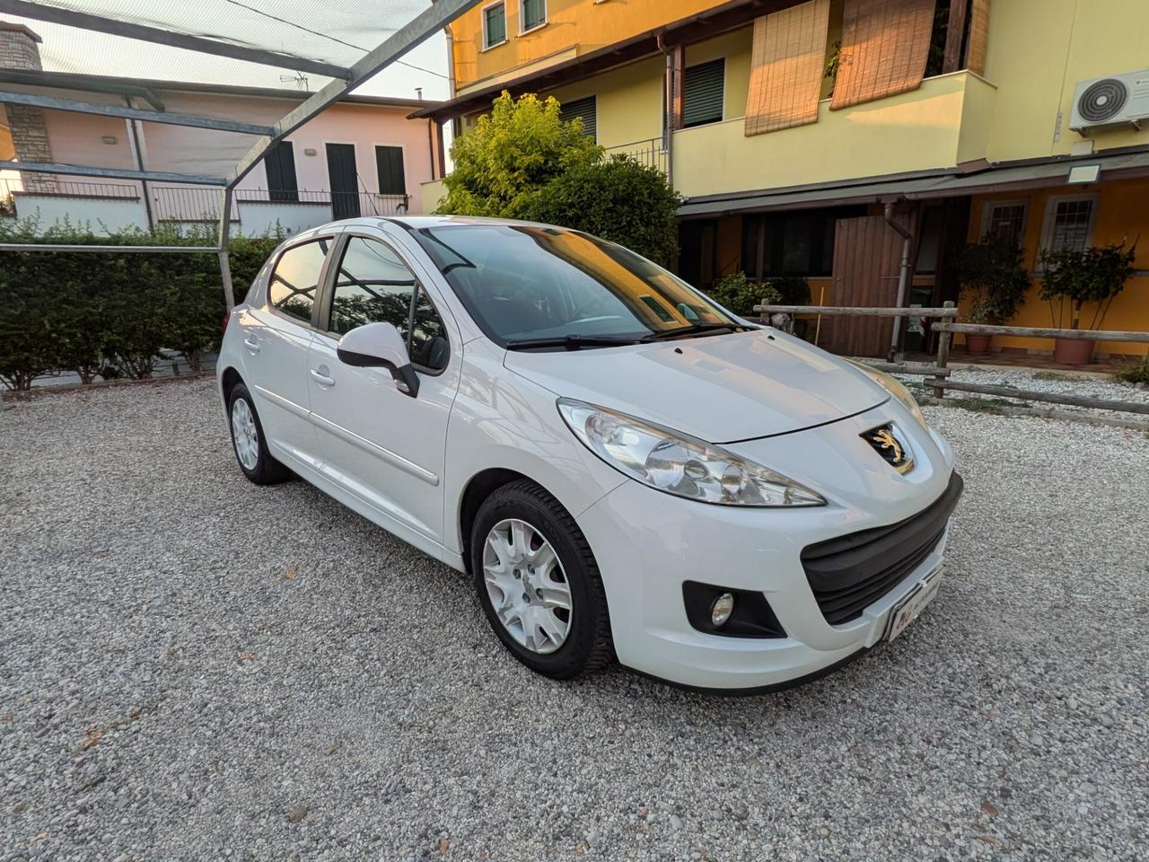 Peugeot 207 Plus 1.4 8V 75CV 5p. ECO GPL NEOPATENTATI