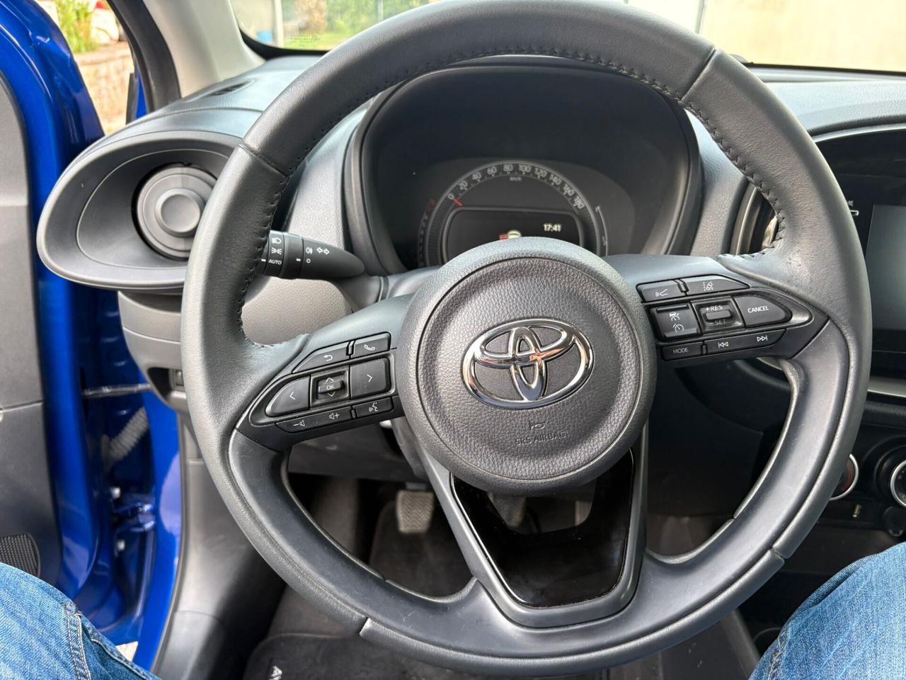 Toyota Aygo X 1.0 VVT-i MT Play