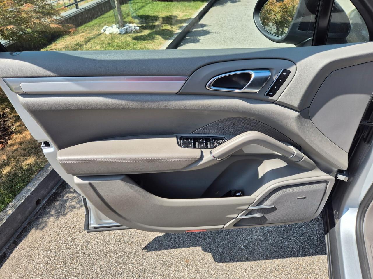 PORSCHE CAYENNE 3.0 V6 tdi tiptronic