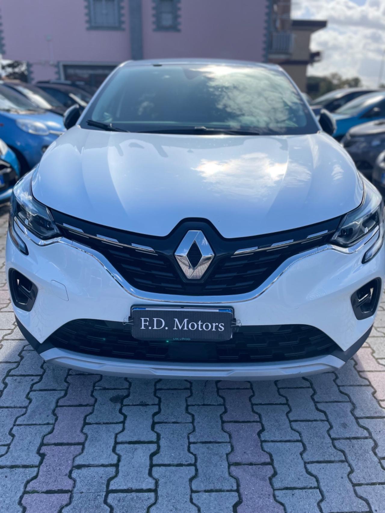 Renault Captur Plug-in Hybrid E-Tech Intens