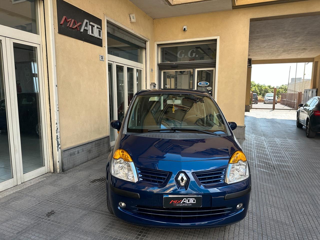 Renault Modus 1.2 16V Confort *NEOPATENTATI*