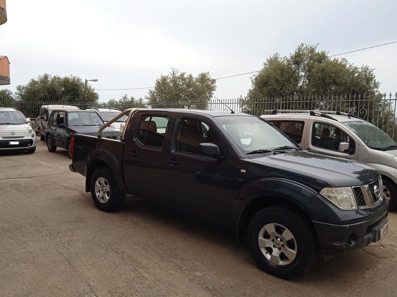 Nissan Navara 2.5 dCi 4 porte Double Cab Platinum