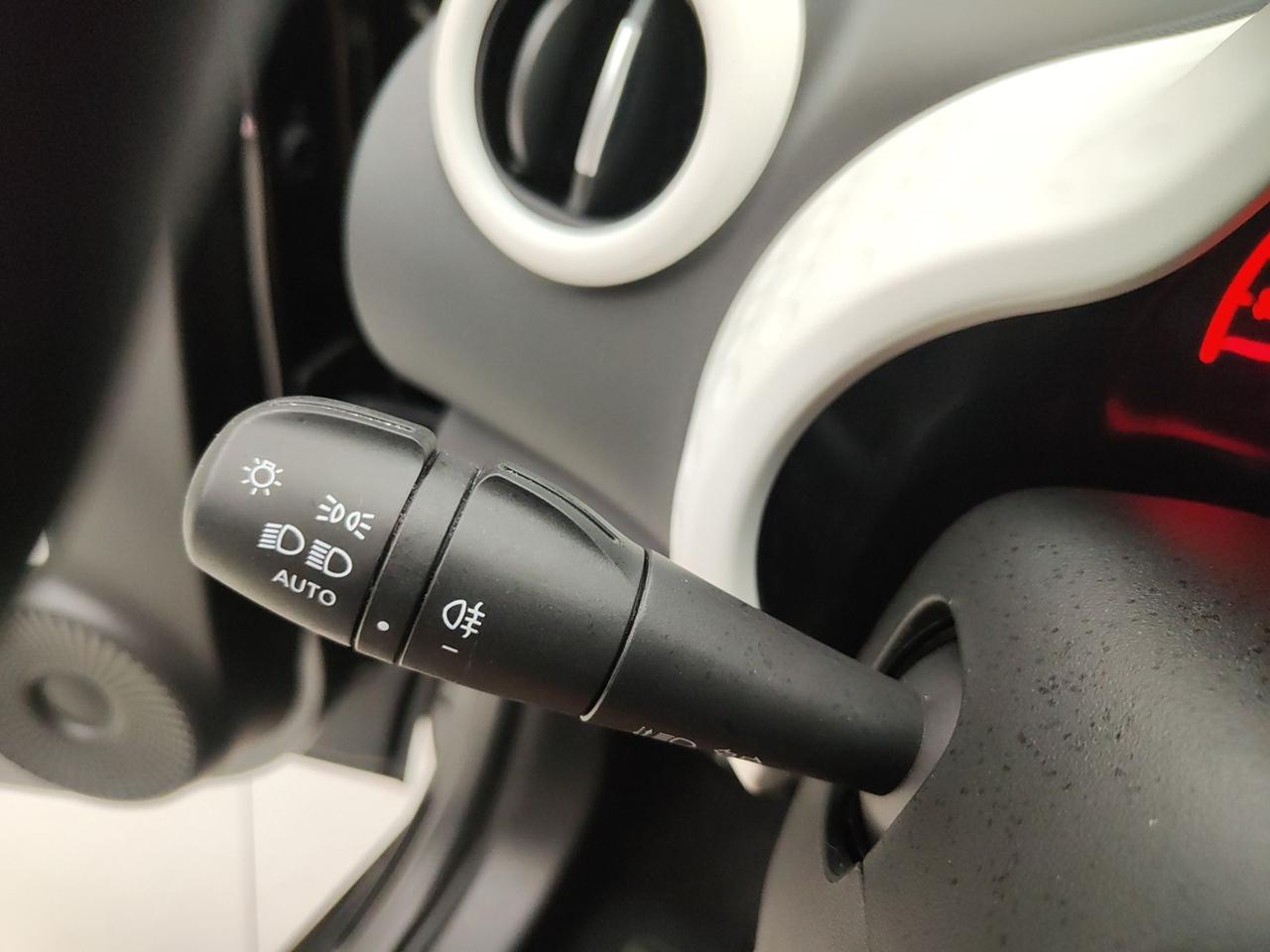 RENAULT Twingo III 2019 1.0 65CV EQUILIBRE