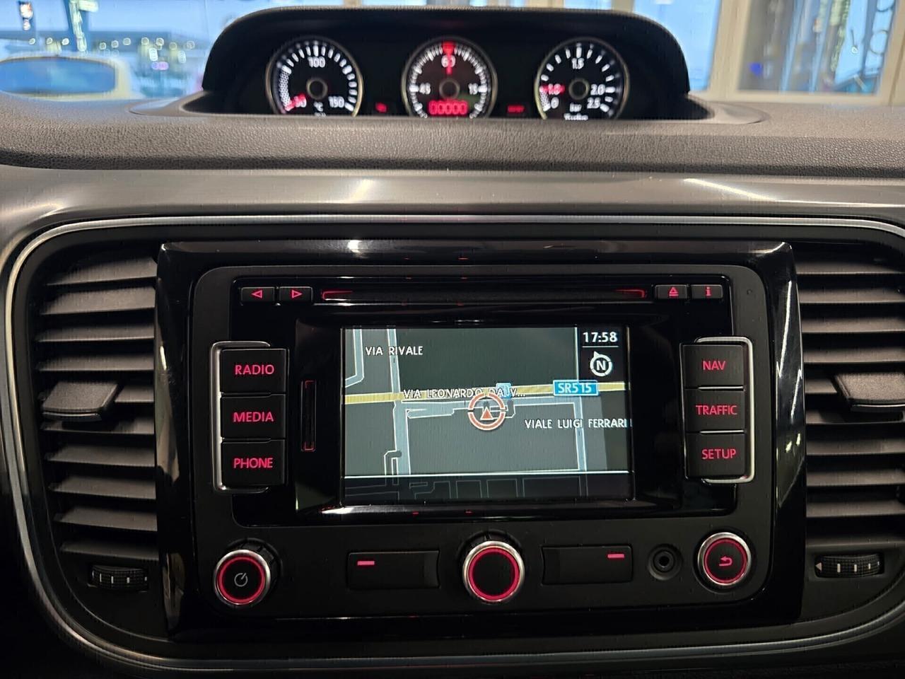 Vw Maggiolino 2.0 TDI DSG 140cv R-Line 2013