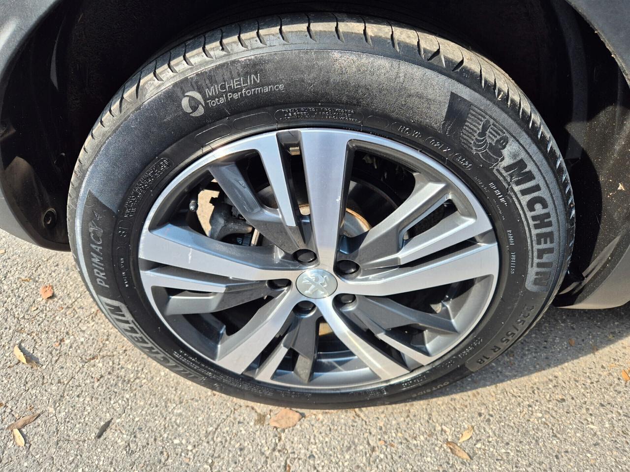Peugeot 3008 Hybrid 225 e-EAT8 Allure Pack