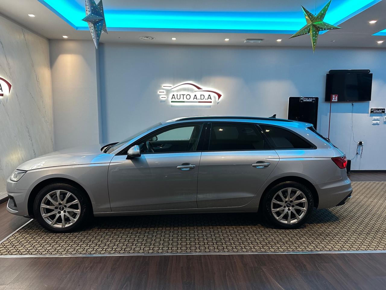 Audi A4 Avant 30 TDI/136 CV S tronic line edition