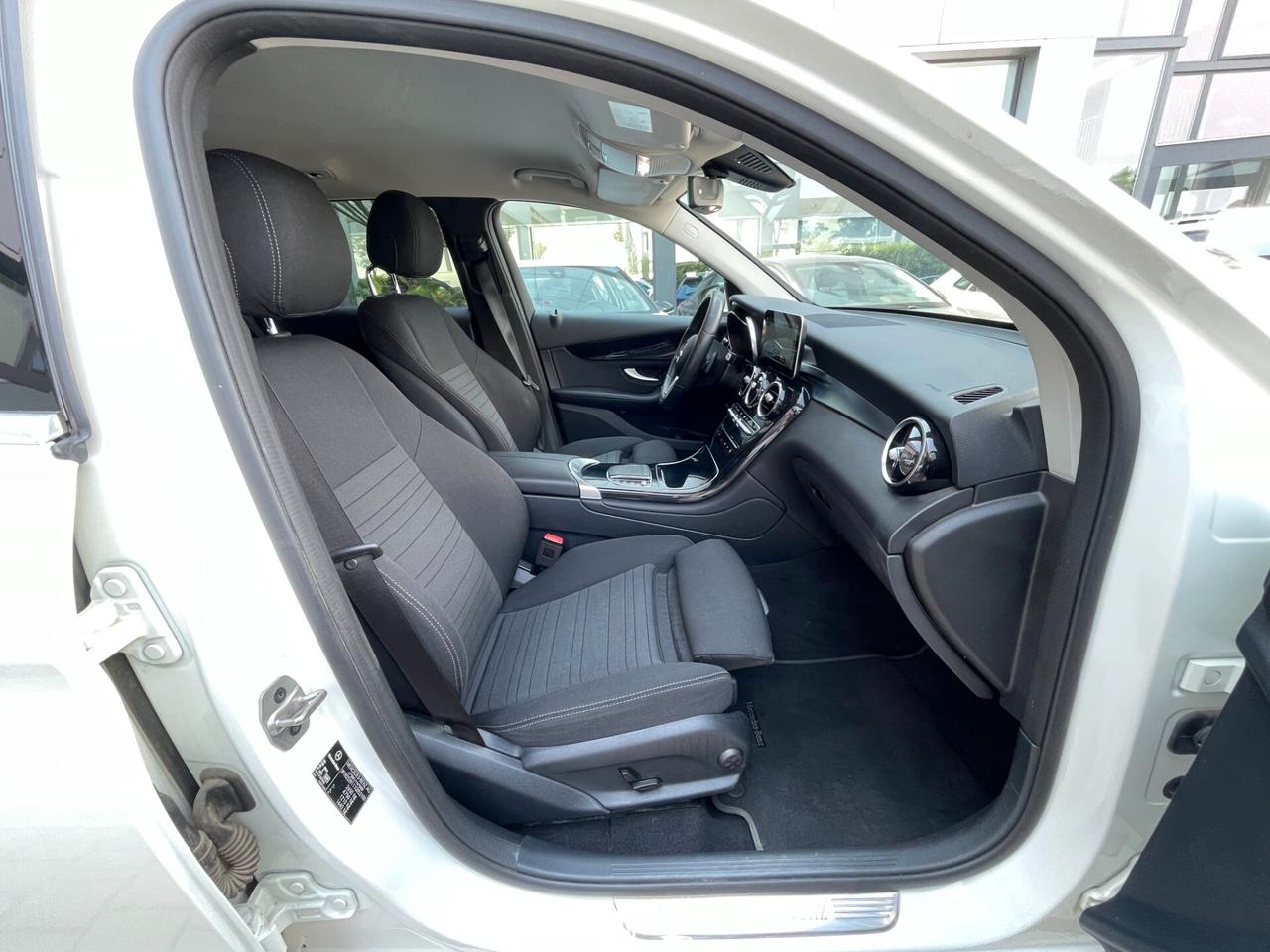 Mercedes-benz GLC 300 de 4Matic Plug-in hybrid Sport