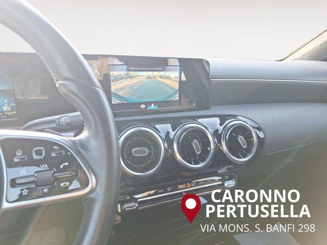 MERCEDES-BENZ A 250 e hybrid EQ Business