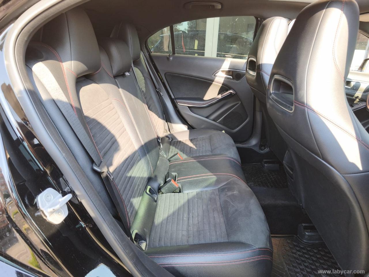 MERCEDES-BENZ A 220 d Automatic 4Matic Premium TETTO APRIBILE